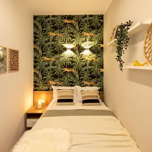Apartment Dream - Prime Location 2br In, Bucharest